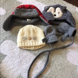 Winter hat and mitten bundle size 6-12 month